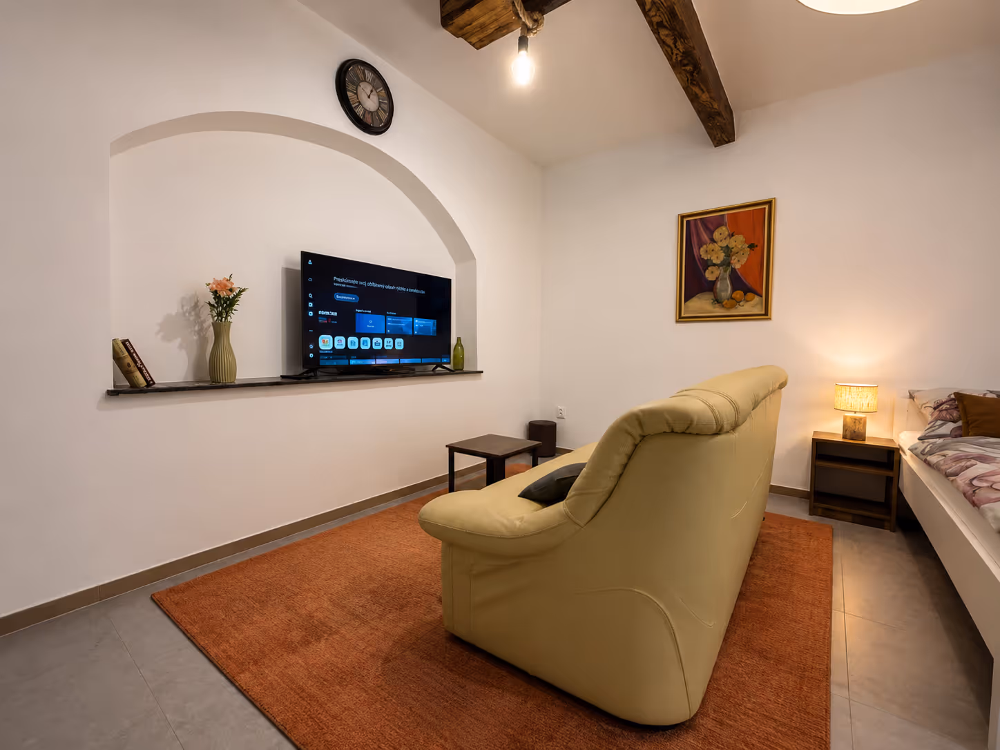 1 Bedroom - Apartment