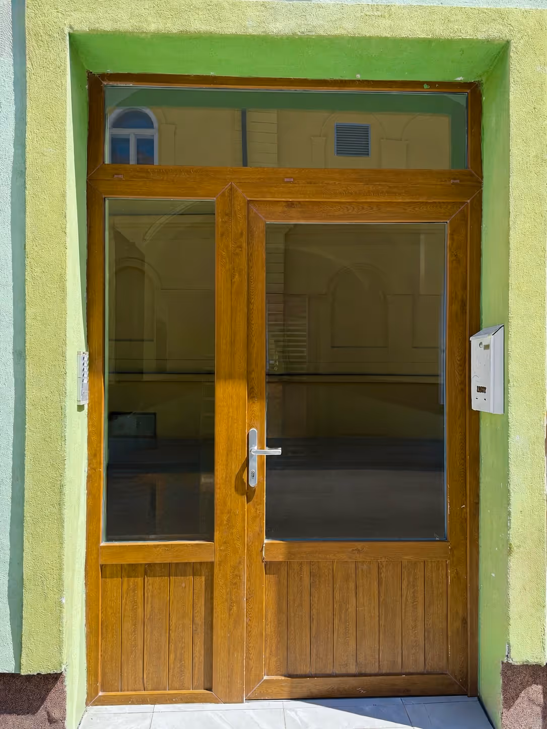 1 Bedroom - Apartment