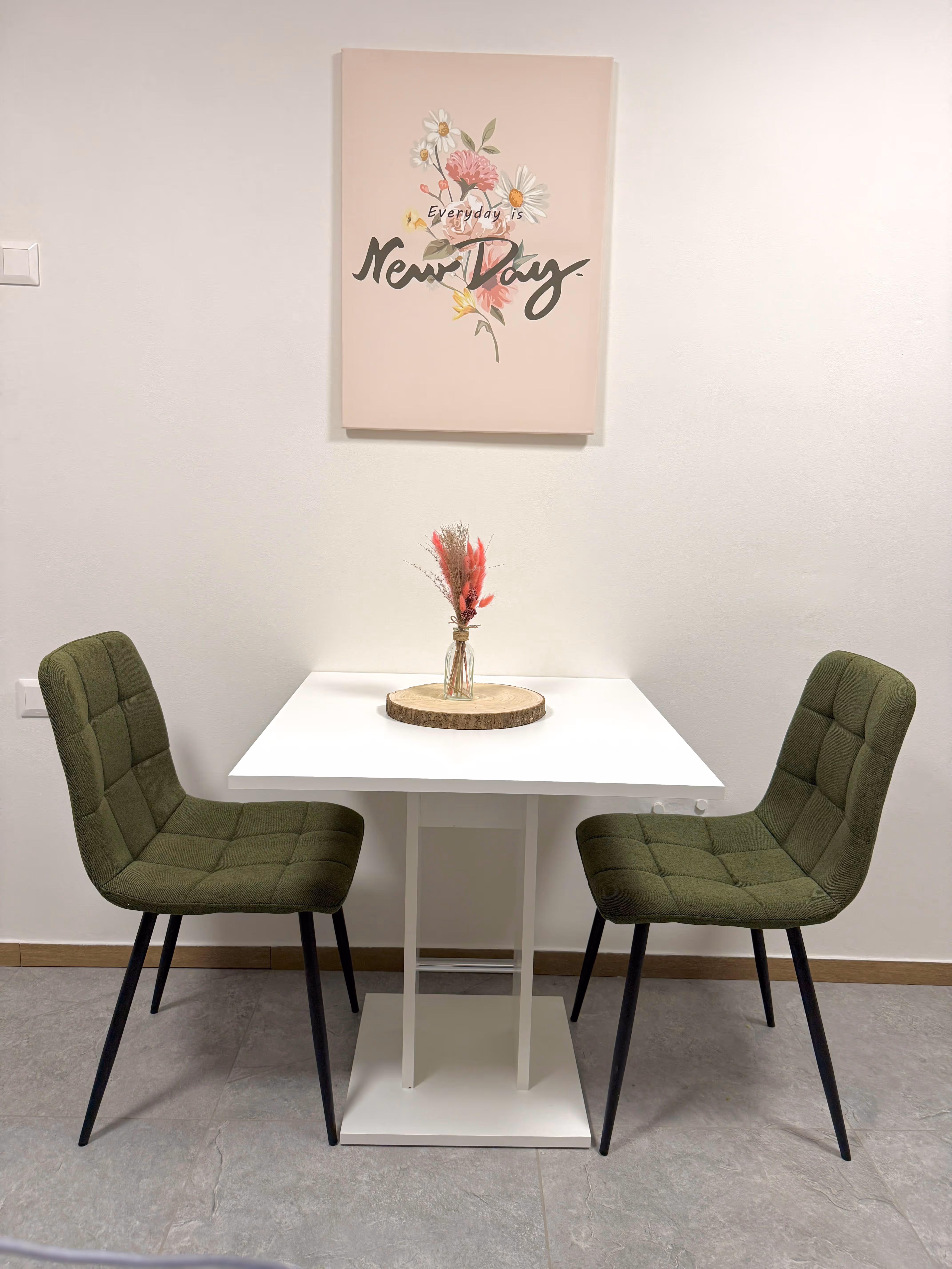 1 Bedroom - Apartment