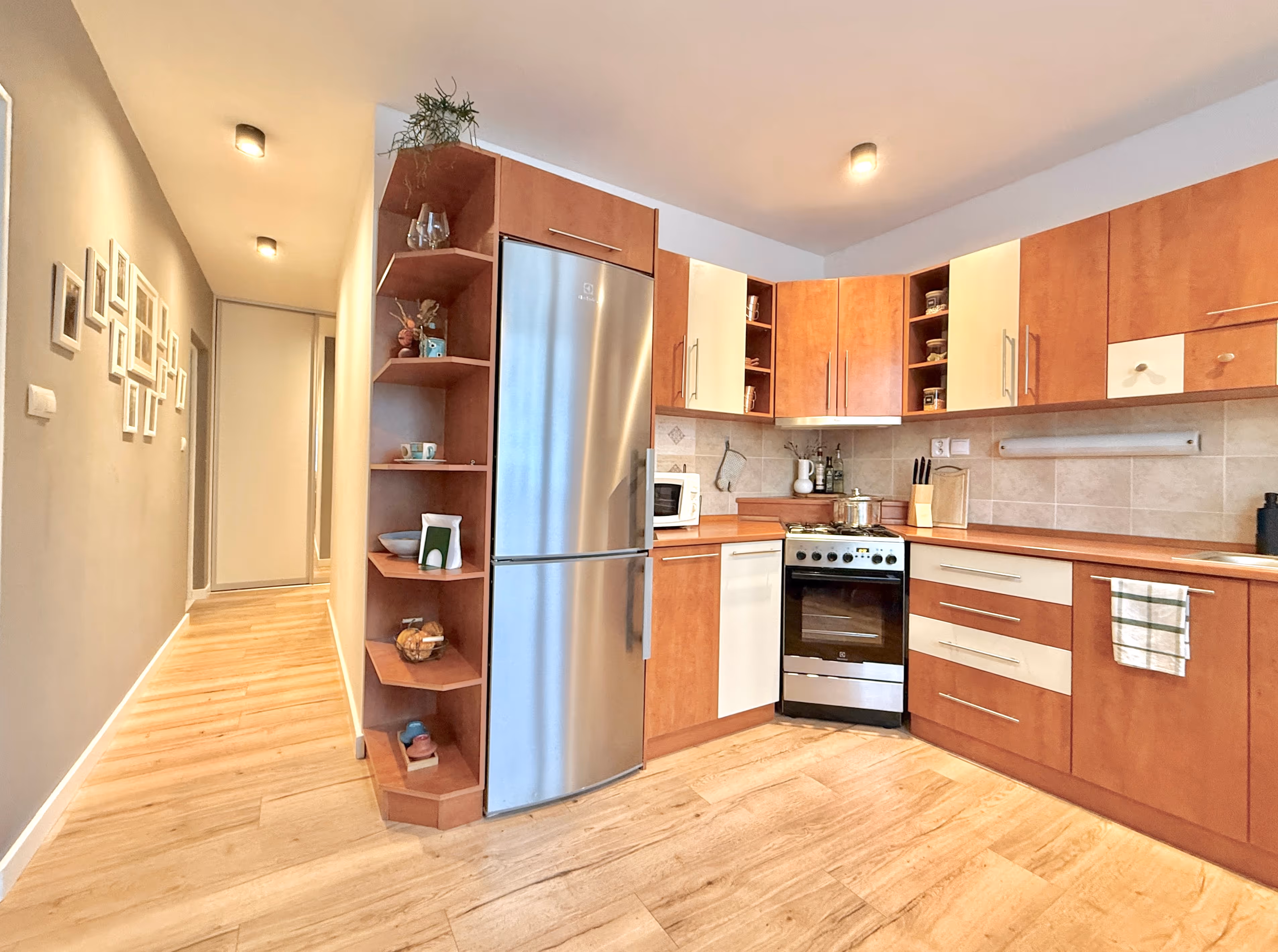 Modern 2-Bedroom Apartment
